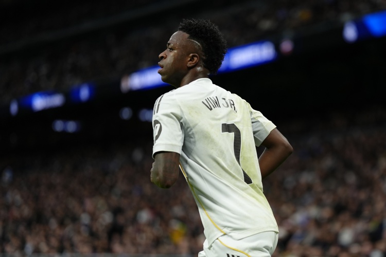 世界赛官网-罗马诺：维尼修斯公开表态想留队，老佛爷开的续约合同一直都有效