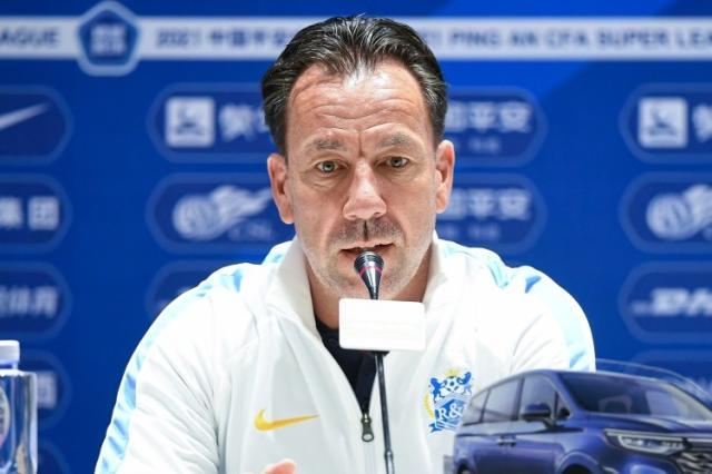 英雄联盟全球总决赛-范加斯特总结不败开局：球队实力被低估 配得上7分