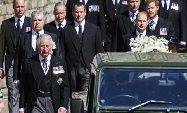 总决赛直播-林良锋：菲利普亲王，打球飙车开飞机的体育奇才