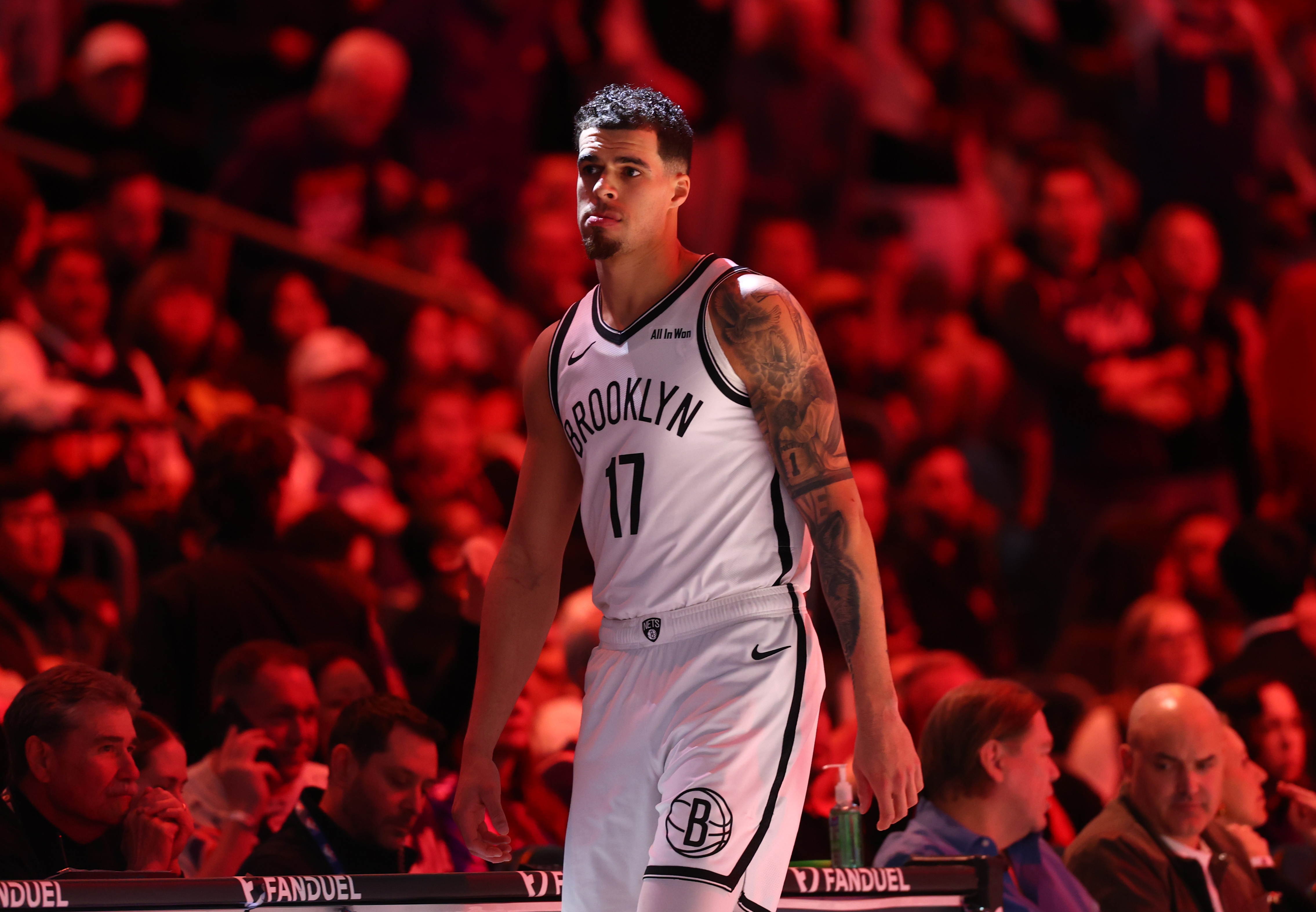 世界赛赛程-薪资专家：小迈克尔·波特今夏可以进行续约 最多可签4年2.34亿